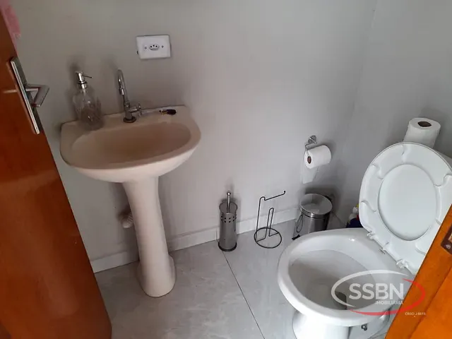 Casa com 200m² 2 quartos e 2 banheiros, à venda, no bairro Jardim dos Lagos em Nova Odessa