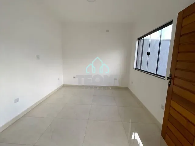 Casa com 150m² 3 quartos e 2 banheiros, à venda, no bairro CECAP em Taubaté
