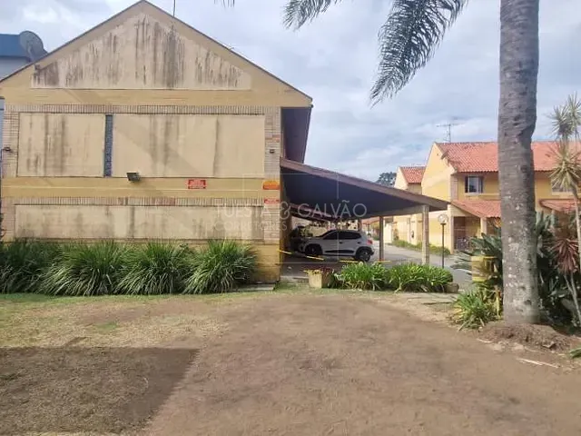Casa com 78m² 3 quartos e 3 banheiros, à venda, no bairro Uberaba em Curitiba
