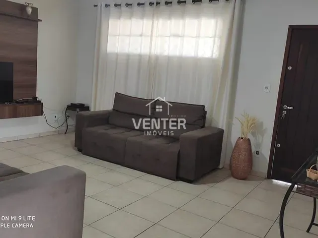 Casa com 225m² 3 quartos e 3 banheiros, à venda, no bairro Parque Residencial Bom Conselho em Taubaté
