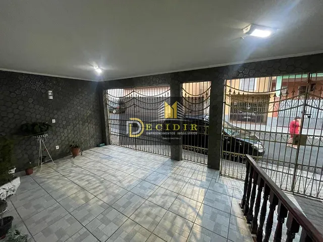 Casa com 225m² 4 quartos e 3 banheiros, à venda, no bairro Vila Mesquita em São Paulo