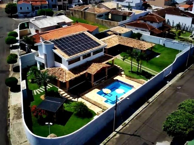 Casa com 1505m² 3 quartos e 7 banheiros, à venda, no bairro Parque Colina da Mantiqueira em São João da Boa Vista