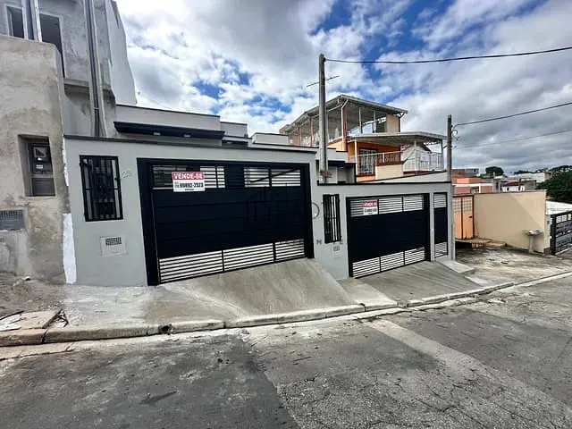 Casa 2 quartos e 1 banheiro, à venda, no bairro Vila Brasileira em Mogi das Cruzes
