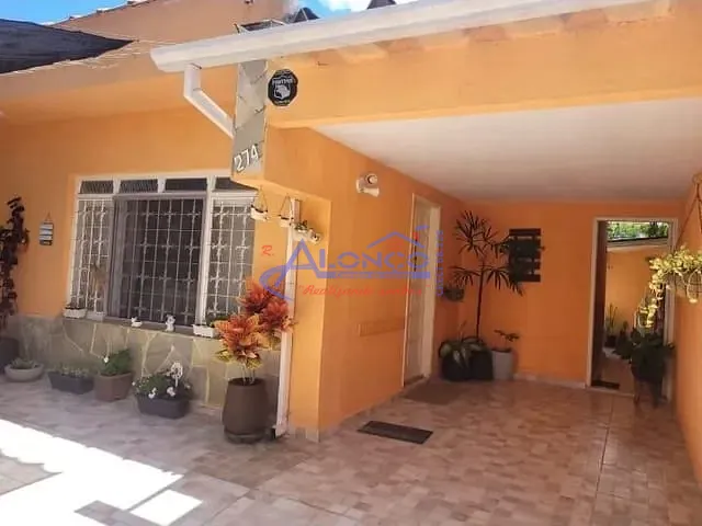 Casa 2 quartos e 1 banheiro, à venda, no bairro Jardim Siesta em Jacareí