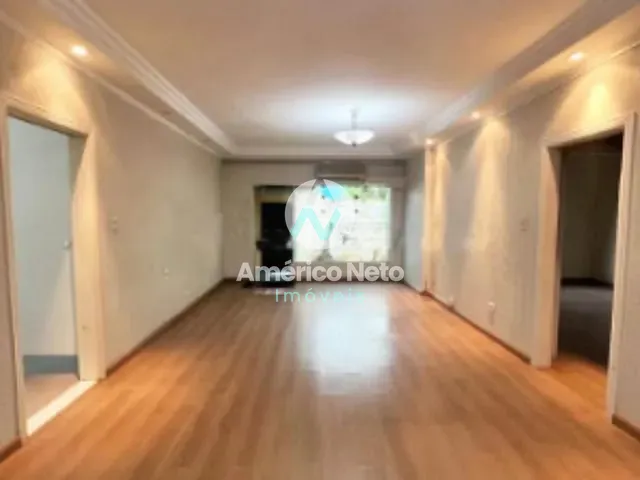 Casa com 300m² 2 quartos e 1 banheiro, à venda, no bairro Osvaldo Cruz em São Caetano do Sul