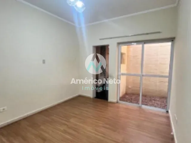 Casa com 300m² 2 quartos e 1 banheiro, à venda, no bairro Osvaldo Cruz em São Caetano do Sul