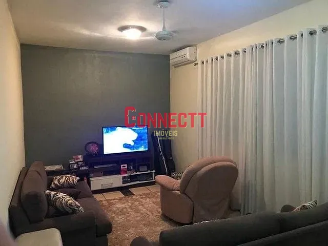 Casa com 253m² 3 quartos e 1 banheiro, à venda, no bairro Vila Virginia em Ribeirão Preto