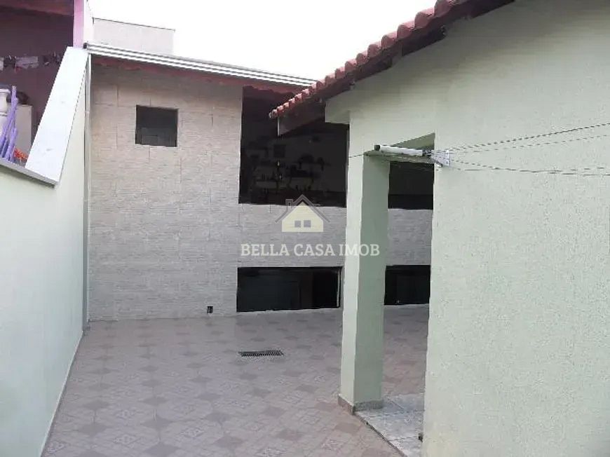 Casa à venda com 3 quartos, 230m² - Foto 4