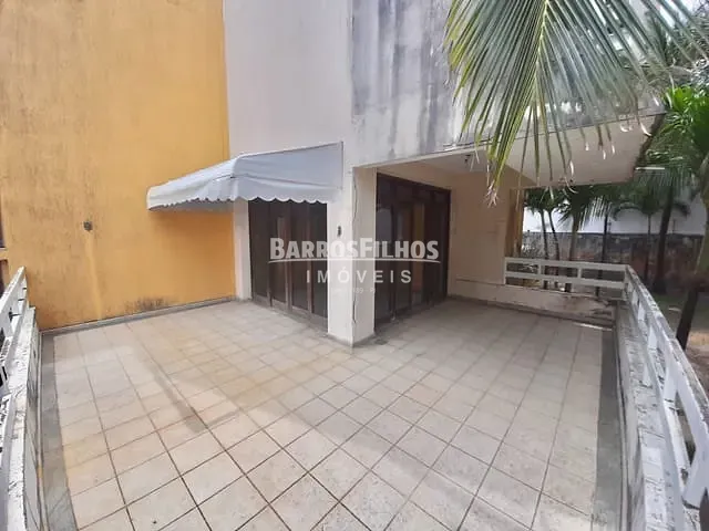 Casa com 1350m² 7 quartos e 8 banheiros, à venda, no bairro Atalaia em Aracaju