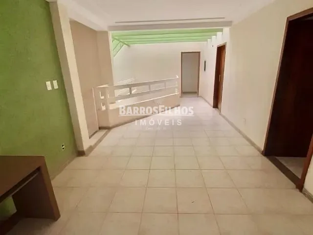 Casa com 1350m² 7 quartos e 8 banheiros, à venda, no bairro Atalaia em Aracaju