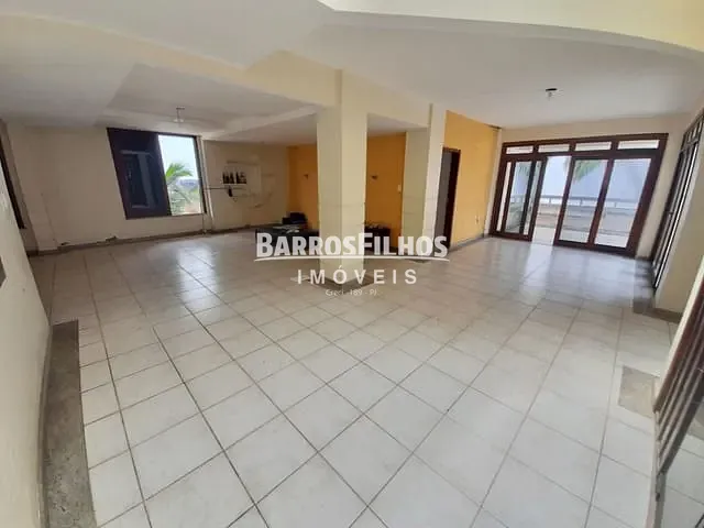 Casa com 1350m² 7 quartos e 8 banheiros, à venda, no bairro Atalaia em Aracaju