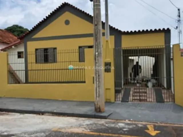 Casa com 180m² 3 quartos e 2 banheiros, à venda, no bairro Vila Ercília em São José do Rio Preto