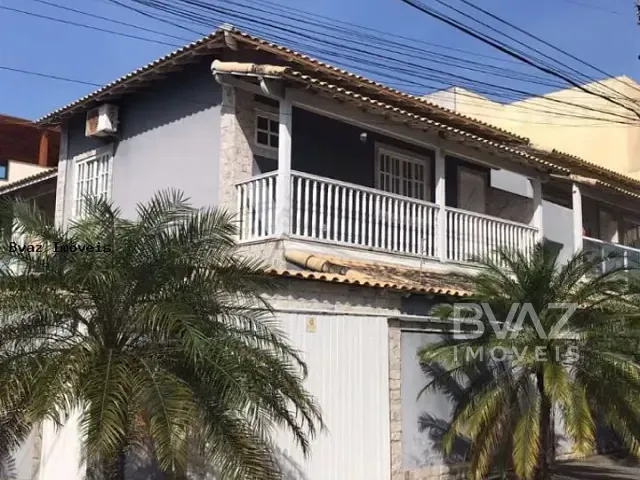 Casa com 220m² 2 quartos e 3 banheiros, à venda, no bairro Palmeiras em Cabo Frio