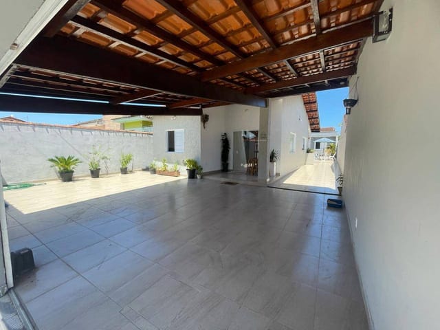 Casa 4 quartos e 2 banheiros, à venda, no bairro Vista Linda em Bertioga