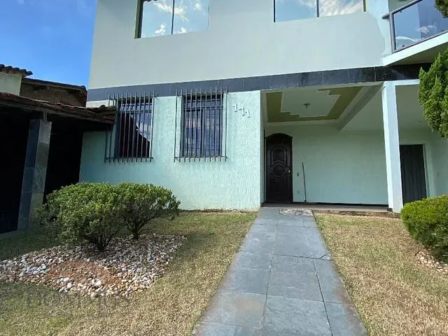 Casa com 300m² 3 quartos e 4 banheiros, à venda, no bairro Das Águas em Ipatinga