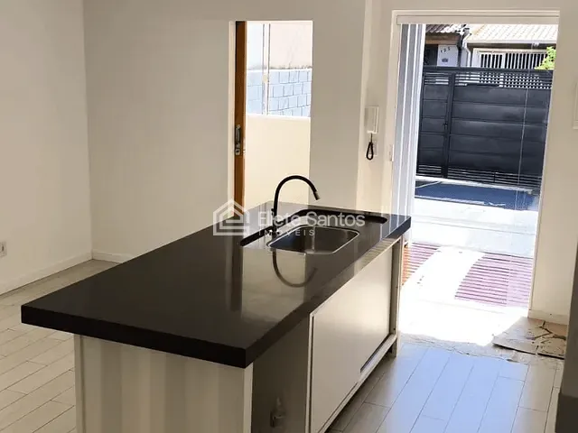 Casa com 150m² 2 quartos e 2 banheiros, à venda, no bairro Jardim Boer I em Americana