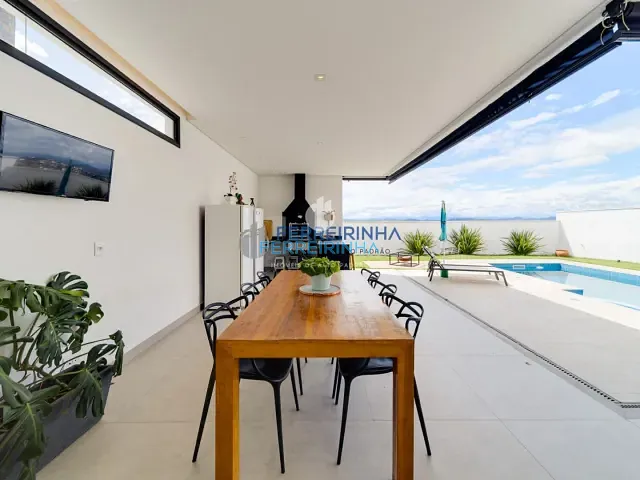 Casa com 506m² 4 quartos e 5 banheiros, à venda ou para alugar, no bairro Condomínio Residencial Alphaville em São José dos Campos