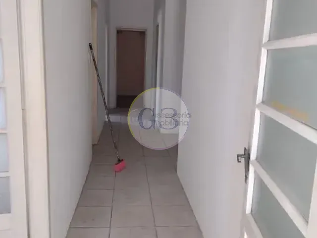 Casa 3 quartos e 3 banheiros, à venda ou para alugar, no bairro Centro em Pelotas