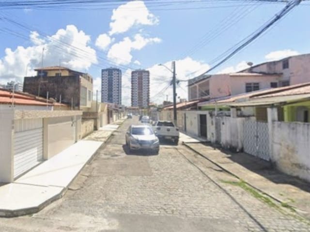 Casa 3 quartos e 1 banheiro, à venda, no bairro Farolândia em Aracaju