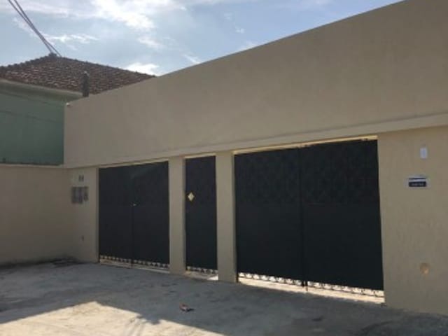 Foto do Casa - CASA COM 1 QUARTO E COM DIREITO A GARAGEM EM PIEDADE, PRÓXIMO A COMÉRCIOS DA REGIÃOS | Hilmar