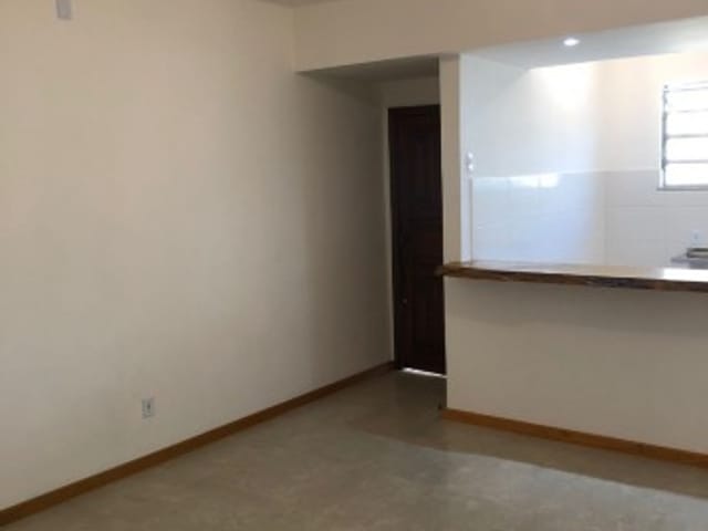 Foto do Casa - CASA COM 1 QUARTO E COM DIREITO A GARAGEM EM PIEDADE, PRÓXIMO A COMÉRCIOS DA REGIÃOS | Hilmar