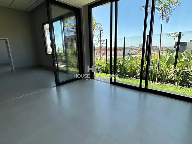 Casa com 545m² 4 quartos e 6 banheiros, à venda, no bairro Jardins Itália em Goiânia