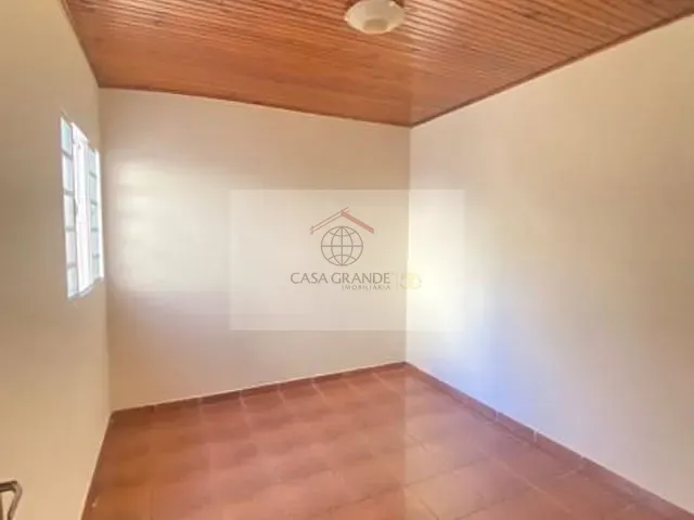 Casa com 180m² 3 quartos e 1 banheiro, à venda, no bairro Jardim Novo Horizonte em Rolândia