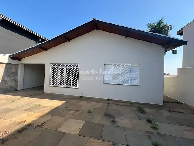 Casa com 254m² 2 quartos e 2 banheiros, à venda, no bairro Jardim São João em Jaguariúna