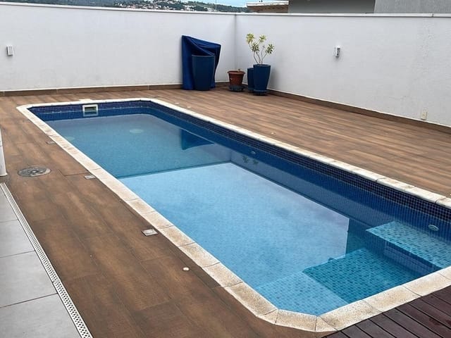 Casa com 330m² 3 quartos e 5 banheiros, à venda, no bairro Condomínio Residencial Terras do Oriente em Valinhos