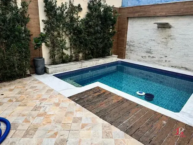 Casa 3 quartos e 2 banheiros, à venda, no bairro Corumba em Itanhaém