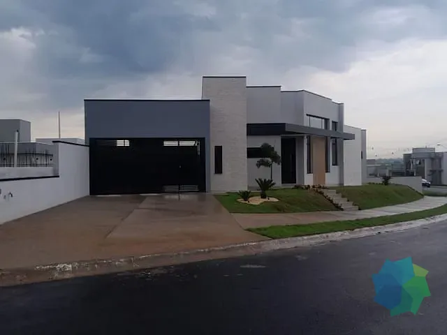 Casa com 364m² 3 quartos e 2 banheiros, à venda, no bairro Condomínio Lagos D'Icaraí em Salto