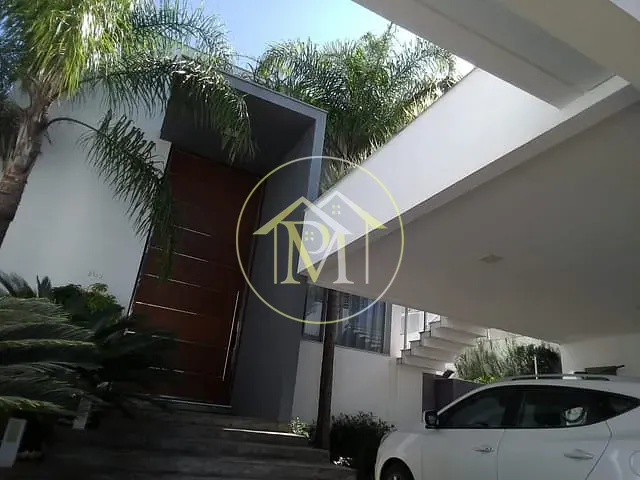 Casa com 587m² 4 quartos e 6 banheiros, à venda, no bairro Alphaville em Votorantim