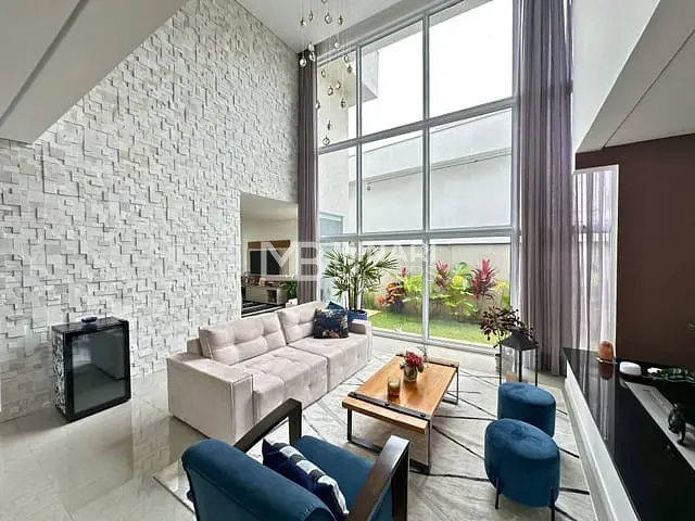 Casa 4 quartos e 6 banheiros, à venda, no bairro Alphaville em Santana de Parnaíba