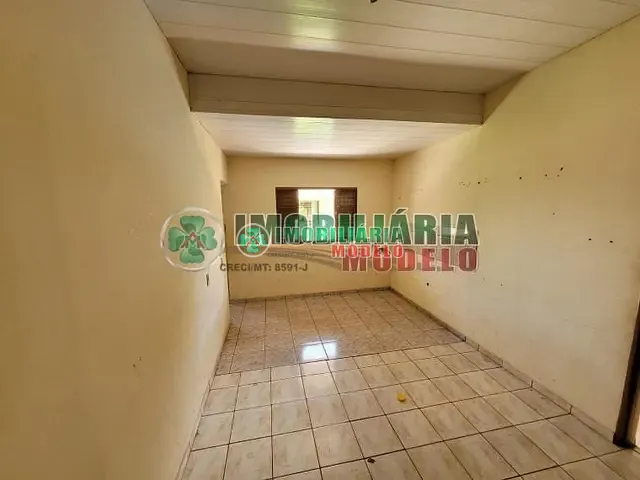 Casa 3 quartos e 1 banheiro, à venda, no bairro Jardim Topical em Canarana