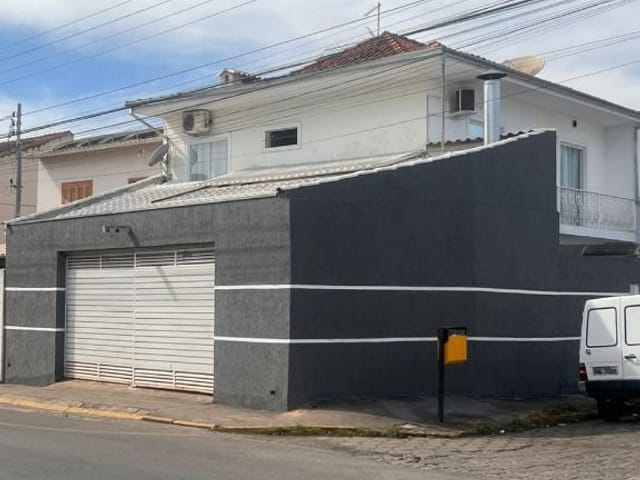 Foto do Casa - Casa com 3 dormitórios para alugar, 300 m² por R$ 3.400,00/mês - Boa Vista - Itajubá/MG | MOHALLEM e LOPES CORRETAGEM E ADMINISTRACAO DE IMOVEIS LTDA