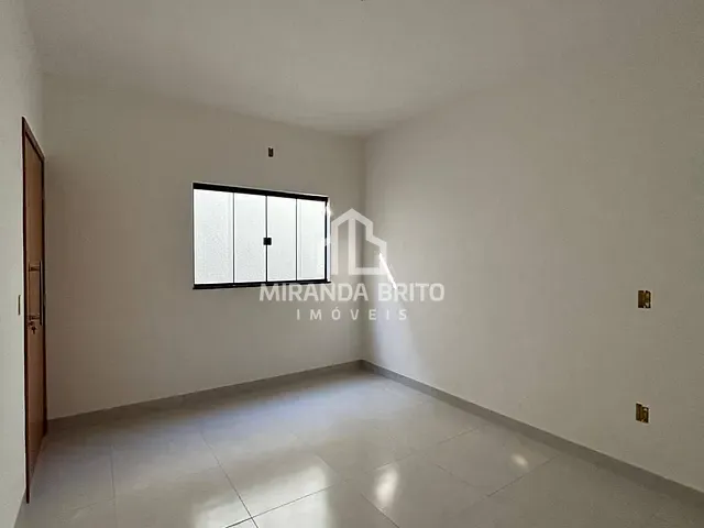 Casa 3 quartos e 2 banheiros, à venda, no bairro Parque Ibirapuera em Aparecida de Goiânia