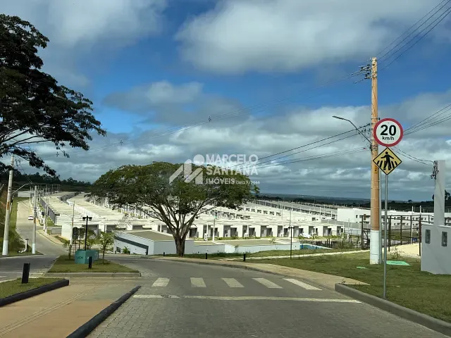 Casa 2 quartos e 2 banheiros, para alugar, no bairro Universidade em Vitória da Conquista