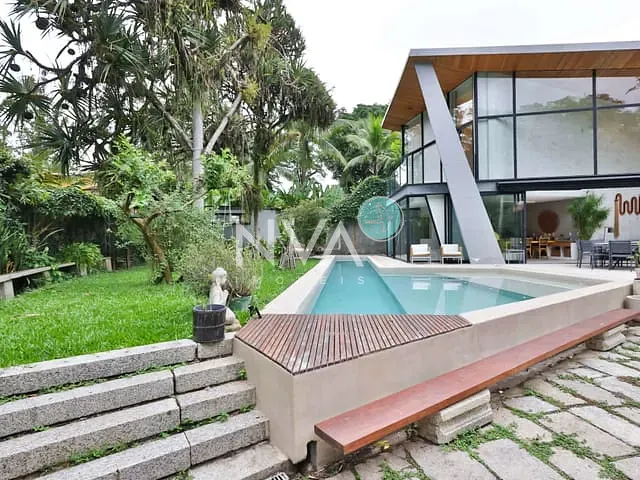 Casa com 530m² 6 quartos e 8 banheiros, à venda, no bairro Itanhangá em Rio de Janeiro