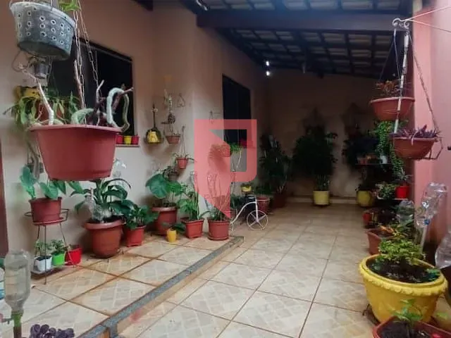 Casa com 90m² 2 quartos e 1 banheiro, à venda, no bairro Sevilha (1ª Seção) em Ribeirão das Neves