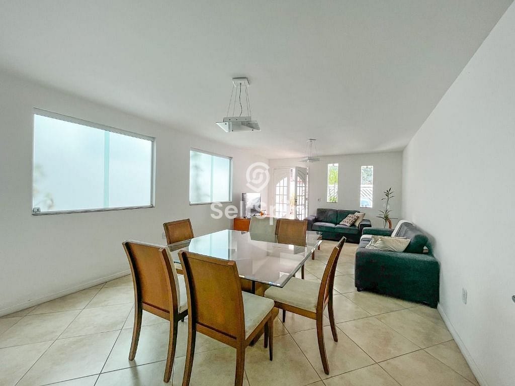 Casa, 4 quartos, 180 m² - Foto 4