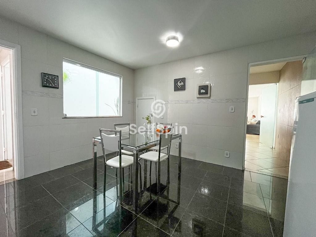 Casa, 4 quartos, 180 m² - Foto 16