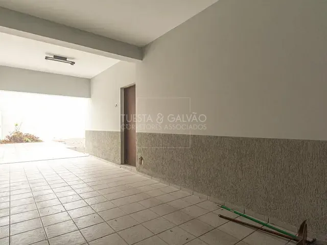 Casa com 203m² 3 quartos e 3 banheiros, à venda, no bairro Uberaba em Curitiba