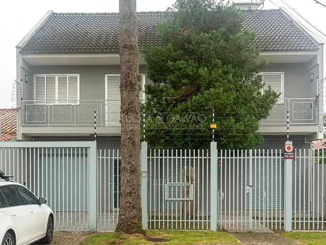 Casa com 203m² 3 quartos e 3 banheiros, à venda, no bairro Uberaba em Curitiba