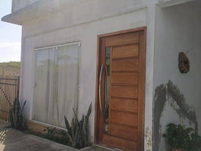 Casa com 460m² 3 quartos e 2 banheiros, à venda, no bairro Jardim Miramar em Rio das Ostras