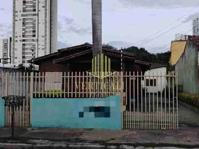 Casa 3 quartos e 2 banheiros, à venda, no bairro Jardim Cuiabá em Cuiabá