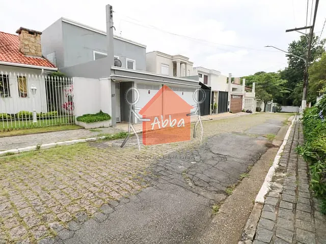 Casa com 1432m² 4 quartos e 6 banheiros, à venda ou para alugar, no bairro Vila Cruzeiro em São Paulo