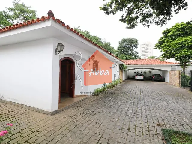 Casa com 1432m² 4 quartos e 6 banheiros, à venda ou para alugar, no bairro Vila Cruzeiro em São Paulo