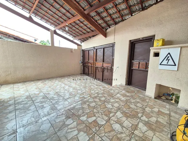 Casa 2 quartos e 4 banheiros, à venda, no bairro Vila São Paulo em Mogi das Cruzes