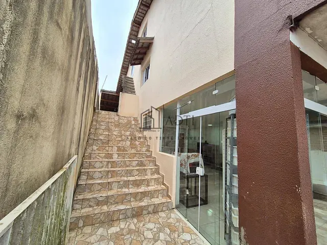 Casa 2 quartos e 4 banheiros, à venda, no bairro Vila São Paulo em Mogi das Cruzes