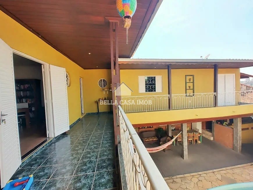 Casa à venda com 4 quartos, 361m² - Foto 16